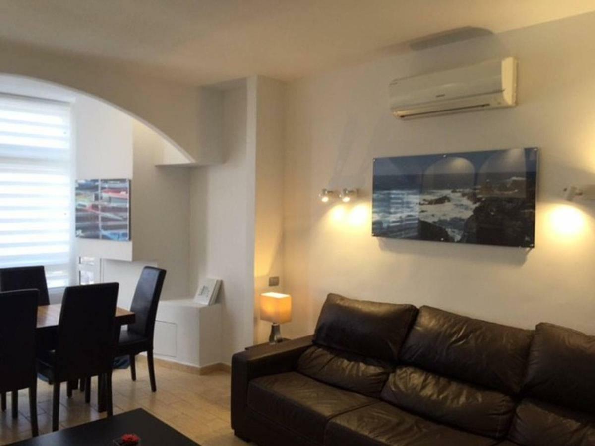 Luxury Apartment Cristianos Beachfront Лос Кристианос Экстерьер фото